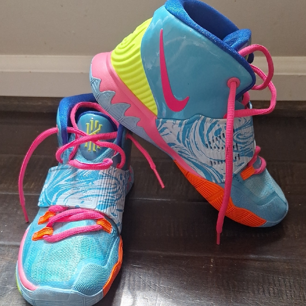 Nike Kids Blue and Pink Sneakers